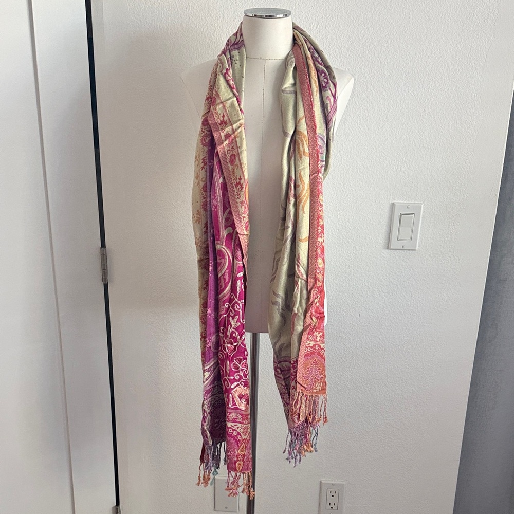 Colorful Patterned Scarf - Picture 3 of 8
